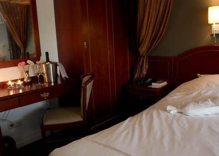 Hotel De Koppelpaarden Dussen