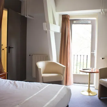 Hotell De Koppelpaarden Dussen